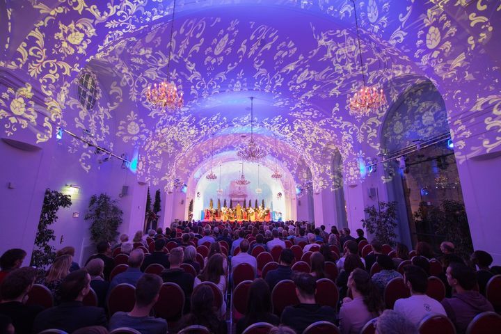 Schönbrunn Palace Concert – Mozart & Strauss (Schönbrunn Palace Ensemble)